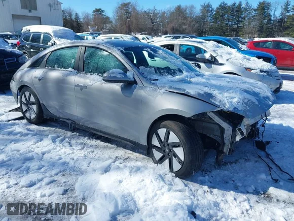 ✅ 2025 Hyundai Ioniq 6 SE • VIN: KMHM24AC5SA088984 • Lot: 41613739. Listed on IAAI with 4,808 mi. Free auction sales archive from the USA and detailed vehicle history report at DreamBid. Image 1.