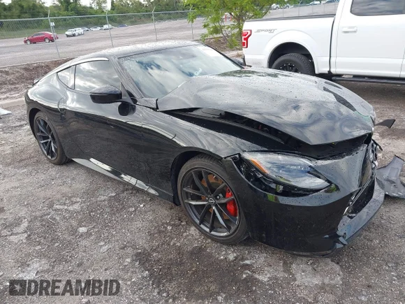 ✅ 2024 Nissan Z Performance • VIN: JN1BZ4BH7RM364336 • Lot: 42535140. Wystawiony na IAAI z przebiegiem 7 358 mil. Bezpłatny archiwum sprzedaży aukcyjnych z USA i szczegółowy raport historii pojazdu na DreamBid. Zdjęcie 1.