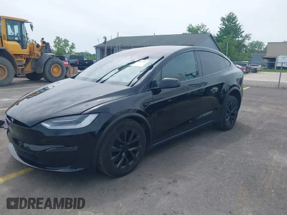 ✅ 2023 Tesla Model X • VIN: 7SAXCDE51PF404327 • Lot: 45183754. Wystawiony na IAAI z przebiegiem 39 839 mil. Bezpłatny archiwum sprzedaży aukcyjnych z USA i szczegółowy raport historii pojazdu na DreamBid. Zdjęcie 2.