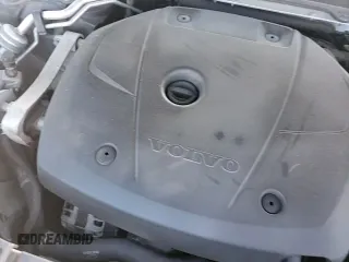 ✅ 2017 Volvo S90 Inscription • VIN: YV1A22MLXH1000909 • Лот: 86530605. Опубликован ранее на Copart с пробегом 125 243 миль. Бесплатный доступ к архиву аукционных продаж из США и подробный отчёт об истории автомобиля на DreamBid. Изображение 13.