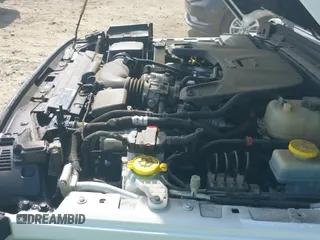 ✅ 2019 Jeep Wrangler Unlimited Sport S • VIN: 1C4HJXDGXKW585394 • Lot: 43093921. Wystawiony na IAAI z przebiegiem 50 726 mil. Bezpłatny archiwum sprzedaży aukcyjnych z USA i szczegółowy raport historii pojazdu na DreamBid. Zdjęcie 19.