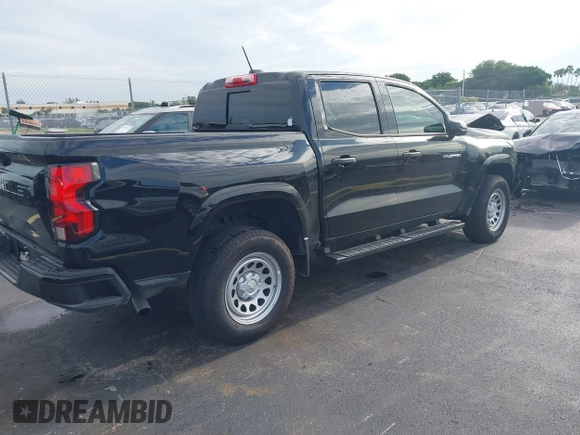 ✅ 2025 Chevrolet Colorado 2WD Work Truck • VIN: 1GCPSBEK2S1138859 • Lot: 43092596. Wystawiony na IAAI z przebiegiem 1 807 mil. Bezpłatny archiwum sprzedaży aukcyjnych z USA i szczegółowy raport historii pojazdu na DreamBid. Zdjęcie 4.