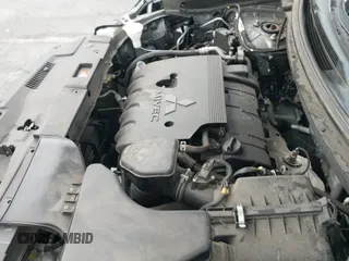 2019 Mitsubishi Outlander ES z VIN JA4AD2A38KZ007588, wystawiony jako IAAI lot #43095792 z przebiegiem 86 053 mil mil oraz . Historia ofert i sprzedaży dostępna na DreamBid. Obrazek 19.