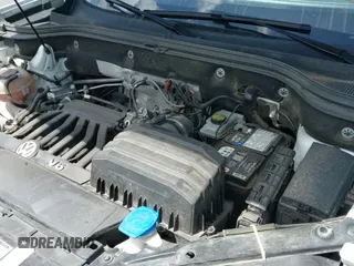 ✅ 2018 Volkswagen Atlas S • VIN: 1V2AR2CA4JC556255 • Lot: 42408779. Wystawiony na IAAI z przebiegiem 142 427 mil. Bezpłatny archiwum sprzedaży aukcyjnych z USA i szczegółowy raport historii pojazdu na DreamBid. Zdjęcie 22.