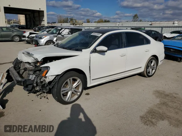 ✅ 2015 Volkswagen Passat SE • VIN: 1VWBV7A35FC035956 • Lot: 90832085. Listed on Copart with 117,343 mi. Free auction sales archive from the USA and detailed vehicle history report at DreamBid. Image 1.