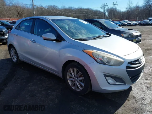 ✅ 2014 Hyundai Elantra • VIN: KMHD35LH7EU165336 • Lot: 44133858. Wystawiony na IAAI z przebiegiem 156 118 mil. Bezpłatny archiwum sprzedaży aukcyjnych z USA i szczegółowy raport historii pojazdu na DreamBid. Zdjęcie 6.