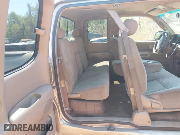 ✅ 2003 Toyota Tundra SR5 • VIN: 5TBRT341X3S394216 • Lot: 44828553. Wystawiony na IAAI z przebiegiem 304 088 mil. Bezpłatny archiwum sprzedaży aukcyjnych z USA i szczegółowy raport historii pojazdu na DreamBid. Zdjęcie 8.