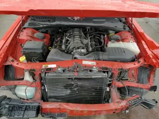 ✅ 2013 Dodge Challenger R/T Plus • VIN: 2C3CDYBTXDH733606 • Lot: 83748764. Wystawiony na Copart z przebiegiem 179 639 mil. Bezpłatny archiwum sprzedaży aukcyjnych z USA i szczegółowy raport historii pojazdu na DreamBid. Zdjęcie 14.