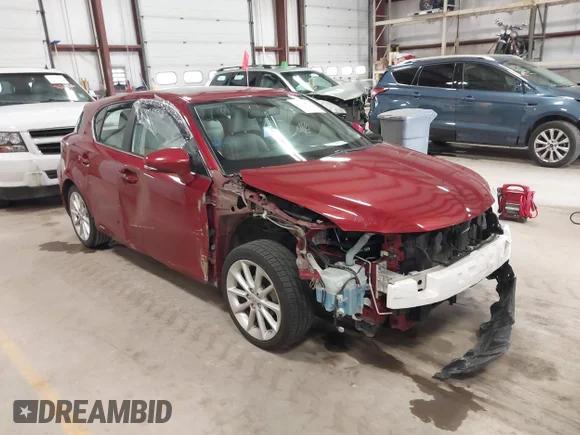 ✅ 2011 Lexus CT 200h • VIN: JTHKD5BH6B2042420 • Lot: 41700918. Wystawiony na IAAI z przebiegiem 131 348 mil. Bezpłatny archiwum sprzedaży aukcyjnych z USA i szczegółowy raport historii pojazdu na DreamBid. Zdjęcie 1.