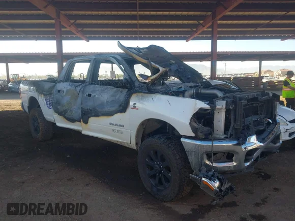 ✅ 2019 Ram 2500 Big Horn • VIN: 3C6UR5JL4KG529969 • Lot: 43589127. Listed on IAAI with Not provided. Free auction sales archive from the USA and detailed vehicle history report at DreamBid. Image 1.
