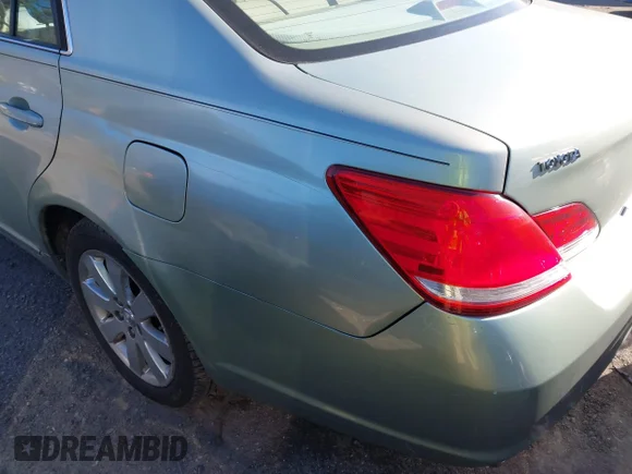 ✅ 2006 Toyota Avalon Limited • VIN: 4T1BK36B16U130296 • Lot: 44024588. Wystawiony na IAAI z przebiegiem 180 000 mil. Bezpłatny archiwum sprzedaży aukcyjnych z USA i szczegółowy raport historii pojazdu na DreamBid. Zdjęcie 3.