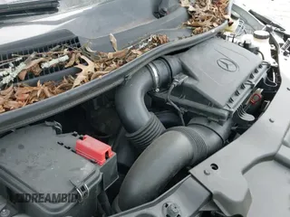 ✅ 2020 Mercedes-Benz Metris Cargo • VIN: W1YV0BEY3L3725672 • Lot: 42192983. Wystawiony na IAAI z przebiegiem 59 988 mil. Bezpłatny archiwum sprzedaży aukcyjnych z USA i szczegółowy raport historii pojazdu na DreamBid. Zdjęcie 19.