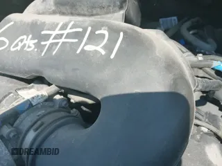 ✅ 2015 Ford Transit Cargo • VIN: 1FTYR1ZM1FKB18611 • Lot: 43187685. Wystawiony na IAAI z przebiegiem 193 985 mil. Bezpłatny archiwum sprzedaży aukcyjnych z USA i szczegółowy raport historii pojazdu na DreamBid. Zdjęcie 18.