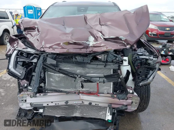✅ 2026 GMC Acadia FWD Elevation • VIN: 1GKENKKS9TJ184956 • Lot: 44526850. Wystawiony na IAAI z przebiegiem 911 mil. Bezpłatny archiwum sprzedaży aukcyjnych z USA i szczegółowy raport historii pojazdu na DreamBid. Zdjęcie 6.