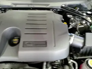 ✅ 2024 Land Rover Defender • VIN: SALEWFEU3R2328283 • Lot: 53880405. Wystawiony na Copart z przebiegiem 602 mil. Bezpłatny archiwum sprzedaży aukcyjnych z USA i szczegółowy raport historii pojazdu na DreamBid. Zdjęcie 14.