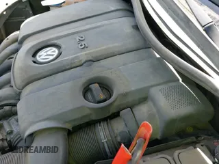 ✅ 2010 Volkswagen Jetta SE • VIN: 3VWRZ7AJ5AM110860 • Lot: 43154966. Listed on IAAI with 256,345 mi. Free auction sales archive from the USA and detailed vehicle history report at DreamBid. Image 12.