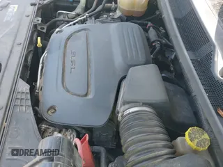 ✅ 2020 Chrysler Pacifica Limited • VIN: 2C4RC1GG4LR285044 • Лот: 43325827. Опубликован ранее на IAAI с пробегом 122 570 миль. Бесплатный доступ к архиву аукционных продаж из США и подробный отчёт об истории автомобиля на DreamBid. Изображение 19.