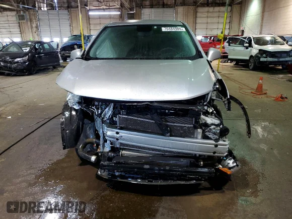 ✅ 2017 Chevrolet Trax LS • VIN: 3GNCJNSB4HL201914 • Lot: 76484985. Listed on Copart with 104,577 mi. Free auction sales archive from the USA and detailed vehicle history report at DreamBid. Image 5.