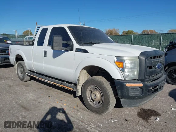 ✅ 2016 Ford F-250 XLT • VIN: 1FT7X2B63GEA40416 • Lot: 43548058. Wystawiony na IAAI z przebiegiem 308 190 mil. Bezpłatny archiwum sprzedaży aukcyjnych z USA i szczegółowy raport historii pojazdu na DreamBid. Zdjęcie 1.