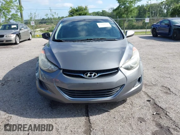 ✅ 2013 Hyundai Elantra Limited • VIN: 5NPDH4AE4DH269039 • Lot: 45110174. Wystawiony na IAAI z przebiegiem 165 803 mil. Bezpłatny archiwum sprzedaży aukcyjnych z USA i szczegółowy raport historii pojazdu na DreamBid. Zdjęcie 6.