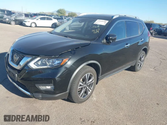 ✅ 2020 Nissan Rogue SV • VIN: JN8AT2MV1LW131490 • Lot: 43848188. Wystawiony na IAAI z przebiegiem 84 307 mil. Bezpłatny archiwum sprzedaży aukcyjnych z USA i szczegółowy raport historii pojazdu na DreamBid. Zdjęcie 2.