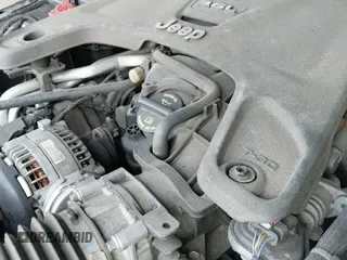 ✅ 2019 Jeep Wrangler Unlimited Sahara • VIN: 1C4HJXEG5KW532861 • Lot: 41698912. Listed on IAAI with 121,278 mi. Free auction sales archive from the USA and detailed vehicle history report at DreamBid. Image 20.