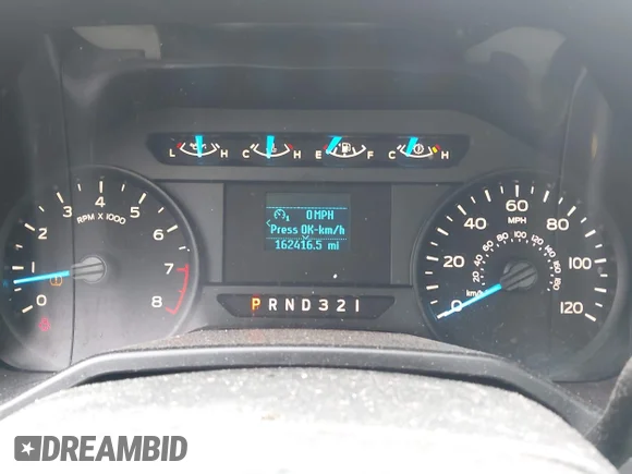 ✅ 2016 Ford F-150 XL • VIN: 1FTMF1C82GKF34591 • Lot: 45301362. Wystawiony na IAAI z przebiegiem 162 416 mil. Bezpłatny archiwum sprzedaży aukcyjnych z USA i szczegółowy raport historii pojazdu na DreamBid. Zdjęcie 7.