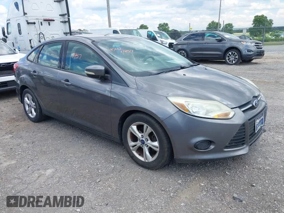 ✅ 2013 Ford Focus SE • VIN: 1FADP3F26DL338164 • Лот: 45420957. Опубликован ранее на IAAI с пробегом 150 339 миль. Бесплатный доступ к архиву аукционных продаж из США и подробный отчёт об истории автомобиля на DreamBid. Изображение 1.