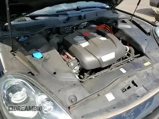 ✅ 2017 Porsche Cayenne S E-Hybrid • VIN: WP1AE2A26HLA74887 • Lot: 69455985. Wystawiony na Copart z przebiegiem 113 281 mil. Bezpłatny archiwum sprzedaży aukcyjnych z USA i szczegółowy raport historii pojazdu na DreamBid. Zdjęcie 14.