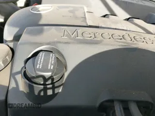 ✅ 2001 Mercedes-Benz E 320 • VIN: WDBJH65JX1B290284 • Лот: 41713265. Опубликован ранее на IAAI с пробегом Не указан. Бесплатный доступ к архиву аукционных продаж из США и подробный отчёт об истории автомобиля на DreamBid. Изображение 13.