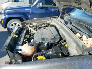 ✅ 2017 Jeep Renegade Latitude • VIN: ZACCJBBB3HPG03275 • Lot: 43681028. Listed on IAAI with 52,097 mi. Free auction sales archive from the USA and detailed vehicle history report at DreamBid. Image 19.