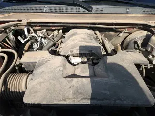 ✅ 2019 GMC Yukon SLE • VIN: 1GKS2AKC6KR402236 • Lot: 60969725. Wystawiony na Copart z przebiegiem 100 844 mil. Bezpłatny archiwum sprzedaży aukcyjnych z USA i szczegółowy raport historii pojazdu na DreamBid. Zdjęcie 14.