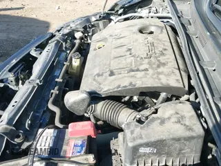 ✅ 2018 Toyota Corolla SE • VIN: 2T1BURHE0JC970715 • Lot: 43432319. Wystawiony na IAAI z przebiegiem 61 644 mil. Bezpłatny archiwum sprzedaży aukcyjnych z USA i szczegółowy raport historii pojazdu na DreamBid. Zdjęcie 19.