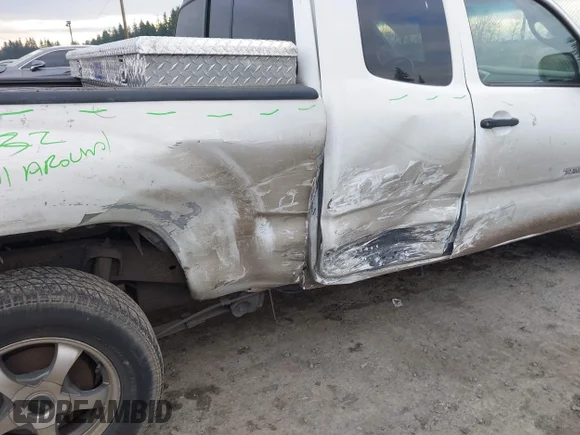✅ 2005 Toyota Tacoma • VIN: 5TETX22N45Z105063 • Lot: 44246907. Wystawiony na IAAI z przebiegiem 226 129 mil. Bezpłatny archiwum sprzedaży aukcyjnych z USA i szczegółowy raport historii pojazdu na DreamBid. Zdjęcie 6.