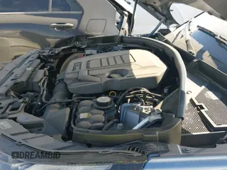 ✅ 2019 Land Rover Range Rover Velar R-Dynamic SE • VIN: SALYL2EX3KA215499 • Lot: 43417858. Wystawiony na IAAI z przebiegiem 35 612 mil. Bezpłatny archiwum sprzedaży aukcyjnych z USA i szczegółowy raport historii pojazdu na DreamBid. Zdjęcie 19.