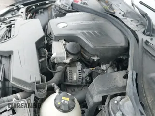 ✅ 2018 BMW 3 Series 320i xDrive • VIN: WBA8A3C53JA489673 • Lot: 42646299. Wystawiony na IAAI z przebiegiem 68 549 mil. Bezpłatny archiwum sprzedaży aukcyjnych z USA i szczegółowy raport historii pojazdu na DreamBid. Zdjęcie 18.