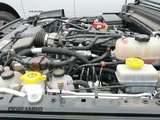 ✅ 2022 Jeep Wrangler Unlimited Sahara • VIN: 1C4HJXEGXNW267813 • Lot: 40331024. Listed on IAAI with 30,905 mi. Free auction sales archive from the USA and detailed vehicle history report at DreamBid. Image 18.