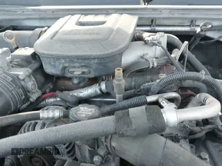 ✅ 2014 Chevrolet Silverado 2500HD • VIN: 1GC0CVC87EF132134 • Lot: 41439763. Wystawiony na IAAI z przebiegiem 214 115 mil. Bezpłatny archiwum sprzedaży aukcyjnych z USA i szczegółowy raport historii pojazdu na DreamBid. Zdjęcie 18.