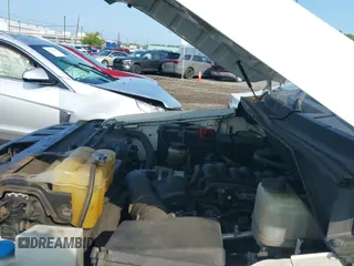 ✅ 2014 Nissan NV S • VIN: 1N6AF0LX7EN102270 • Lot: 43136148. Wystawiony na IAAI z przebiegiem 209 444 mil. Bezpłatny archiwum sprzedaży aukcyjnych z USA i szczegółowy raport historii pojazdu na DreamBid. Zdjęcie 19.