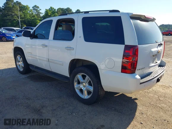 ✅ 2007 Chevrolet Tahoe LT • VIN: 1GNFC13067R239780 • Лот: 45052300. Опубліковано раніше на IAAI з пробігом 167 604 миль. Безкоштовний доступ до архіву аукціонних продажів зі США та докладний звіт про історію автомобіля на DreamBid. Зображення 3.