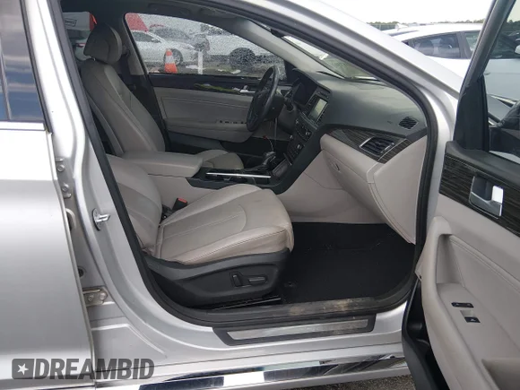 ✅ 2015 Hyundai Sonata Limited • VIN: 5NPE34AF4FH048409 • Lot: 45187303. Wystawiony na IAAI z przebiegiem 105 836 mil. Bezpłatny archiwum sprzedaży aukcyjnych z USA i szczegółowy raport historii pojazdu na DreamBid. Zdjęcie 5.