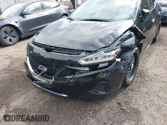 ✅ 2021 Nissan Maxima SV • VIN: 1N4AA6CV1MC516776 • Lot: 43285975. Wystawiony na IAAI z przebiegiem 95 624 mil. Bezpłatny archiwum sprzedaży aukcyjnych z USA i szczegółowy raport historii pojazdu na DreamBid. Zdjęcie 6.