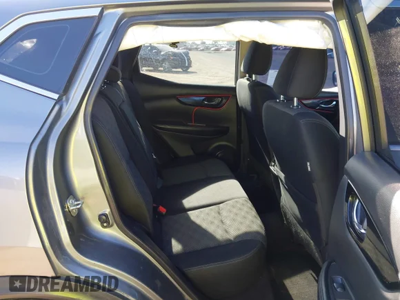 ✅ 2018 Nissan Rogue S • VIN: JN1BJ1CP8JW153425 • Lot: 43196745. Wystawiony na IAAI z przebiegiem 157 856 mil. Bezpłatny archiwum sprzedaży aukcyjnych z USA i szczegółowy raport historii pojazdu na DreamBid. Zdjęcie 8.