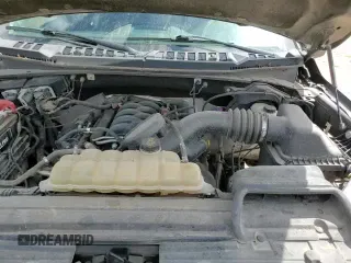 ✅ 2018 Ford F-150 Lariat • VIN: 1FTEW1E55JKF74985 • Lot: 82281135. Wystawiony na Copart z przebiegiem 86 227 mil. Bezpłatny archiwum sprzedaży aukcyjnych z USA i szczegółowy raport historii pojazdu na DreamBid. Zdjęcie 14.