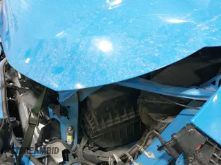 ✅ 2020 Toyota RAV4 Hybrid XLE • VIN: JTMRWRFV5LD550109 • Lot: 43584923. Wystawiony na IAAI z przebiegiem 54 266 mil. Bezpłatny archiwum sprzedaży aukcyjnych z USA i szczegółowy raport historii pojazdu na DreamBid. Zdjęcie 19.