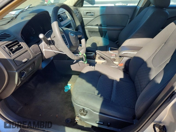 ✅ 2012 Ford Fusion SE • VIN: 3FAHP0HA4CR151722 • Lot: 72943815. Wystawiony na Copart z przebiegiem 170 411 mil. Bezpłatny archiwum sprzedaży aukcyjnych z USA i szczegółowy raport historii pojazdu na DreamBid. Zdjęcie 7.