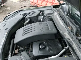 ✅ 2015 GMC Terrain SLE • VIN: 2GKALMEK0F6332084 • Lot: 43370739. Wystawiony na IAAI z przebiegiem 106 505 mil. Bezpłatny archiwum sprzedaży aukcyjnych z USA i szczegółowy raport historii pojazdu na DreamBid. Zdjęcie 19.