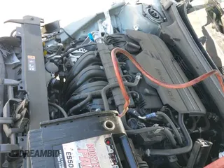 ✅ 2025 Kia K4 GT-Line • VIN: 3KPFW4DE8SE069129 • Lot: 42620801. Listed on IAAI with 8,485 mi. Free auction sales archive from the USA and detailed vehicle history report at DreamBid. Image 21.