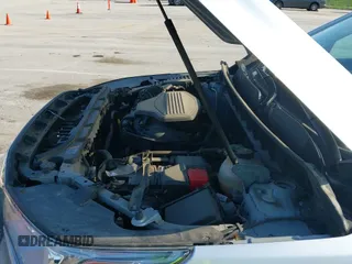 ✅ 2019 GMC Acadia SLE • VIN: 1GKKNLLS8KZ283145 • Lot: 42816766. Listed on IAAI with 70,846 mi. Free auction sales archive from the USA and detailed vehicle history report at DreamBid. Image 22.