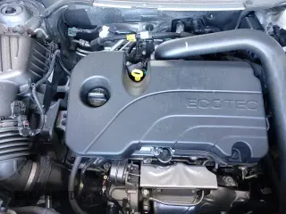 ✅ 2025 GMC Terrain FWD Elevation • VIN: 3GKALMEG7SL322525 • Lot: 91687365. Listed on Copart with 13,312 mi. Free auction sales archive from the USA and detailed vehicle history report at DreamBid. Image 14.